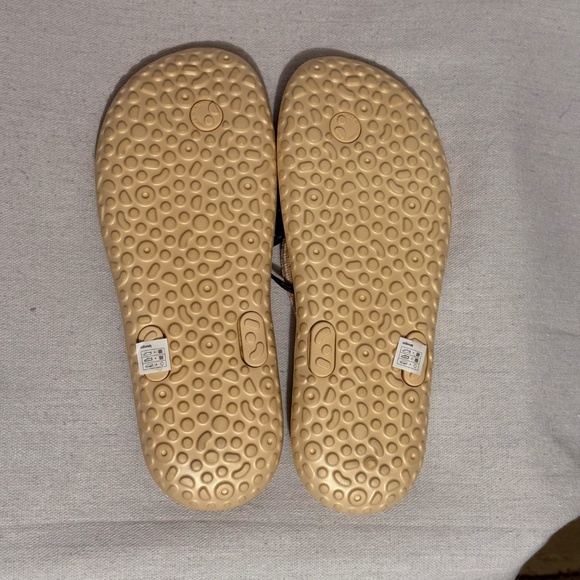 NWT Allbirds Sugar Zeffer 2 - size W12/M10 - Picture 4 of 4